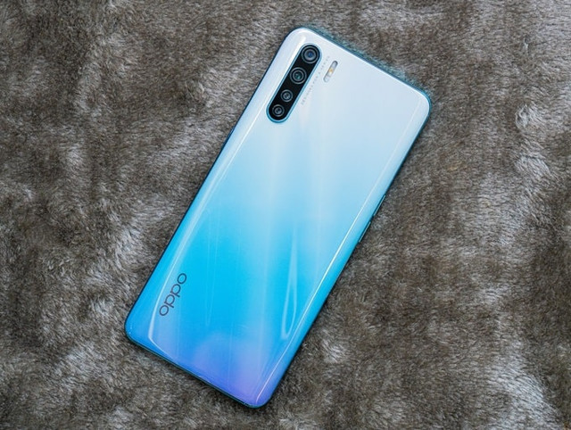 Top smartphone nổi bật nhất hiện nay giá dưới 7 triệu đồng - Hình 2 Top smartphone noi bat nhat hien nay gia duoi 7 trieu dong-Hinh-2