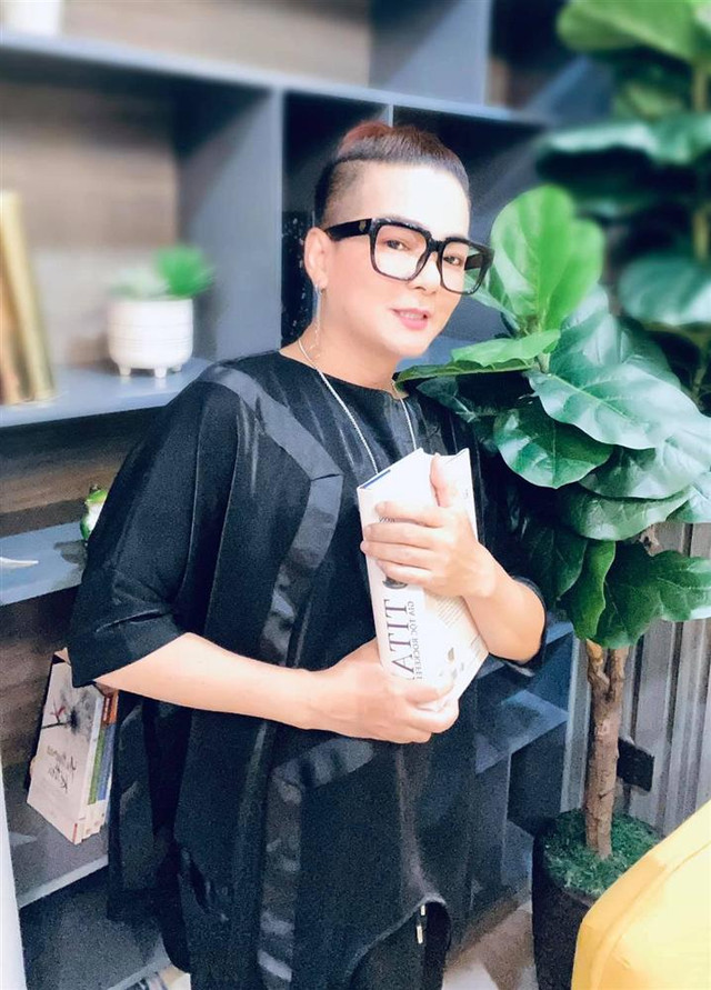 Tự nhận nhan sắc lai 5 mỹ nữ, Vũ Hà khiến showbiz kinh ngạc - Hình 4 Tu nhan nhan sac lai 5 my nu, Vu Ha khien showbiz kinh ngac-Hinh-4