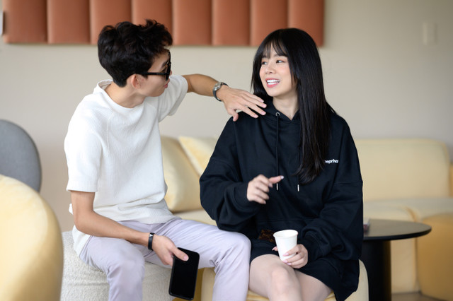 DJ Mie: 'Ba mẹ mất sớm, tôi không biết bấu víu vào ai' - Hình 5 DJ Mie: 'Ba me mat som, toi khong biet bau viu vao ai'-Hinh-5