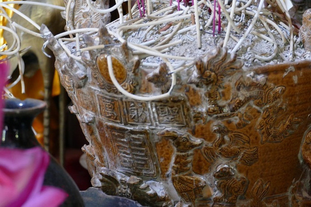 Ổi khổng lồ mỗi năm ra hơn 100 quả, nặng tới 1 kg/quả - Hình 5 Oi khong lo moi nam ra hon 100 qua, nang toi 1 kg/qua-Hinh-5