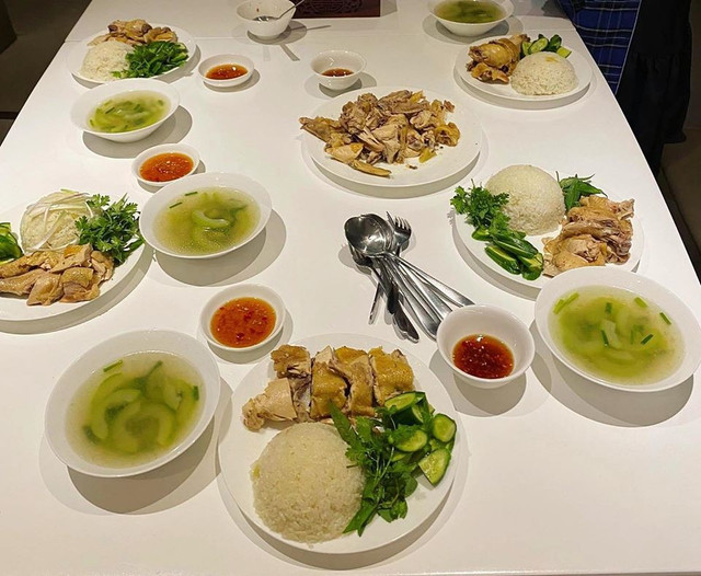 Đàm Thu Trang hạn chế tình tứ cùng Cường Đô La chỉ vì... mặt nọng! - Hình 5 Dam Thu Trang han che tinh tu cung Cuong Do La chi vi... mat nong!-Hinh-5