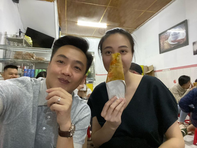 Đàm Thu Trang hạn chế tình tứ cùng Cường Đô La chỉ vì... mặt nọng! - Hình 6 Dam Thu Trang han che tinh tu cung Cuong Do La chi vi... mat nong!-Hinh-6