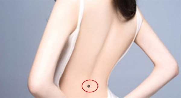 4 nốt ruồi vượng phu ích tử, ai sở hữu một đời giàu sang - Hình 4 4 not ruoi vuong phu ich tu, ai so huu mot doi giau sang-Hinh-4