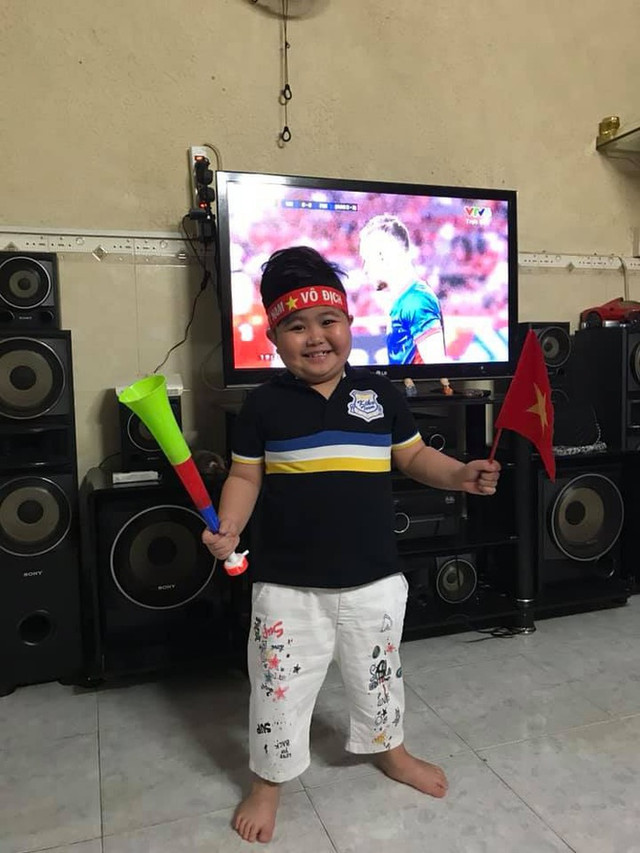 Tin Tin và những thần đồng âm nhạc nhí giờ ra sao? - Hình 4 Tin Tin va nhung than dong am nhac nhi gio ra sao?-Hinh-4