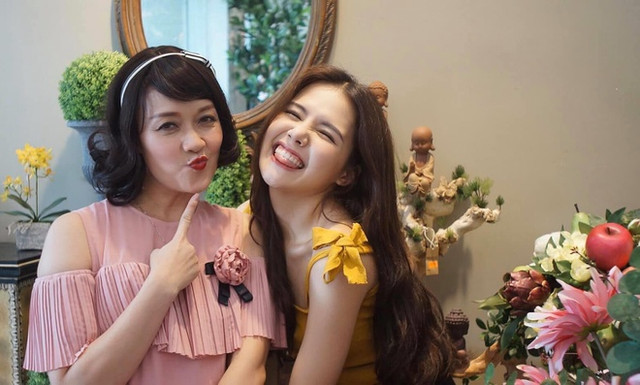 Điểm trùng hợp đặc biệt giữa Phanh Lee và MC Thu Hoài - Hình 9 Diem trung hop dac biet giua Phanh Lee va MC Thu Hoai-Hinh-9
