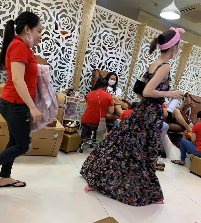 Ngọc Trinh: 'Để mất đi vòng 1 và vòng 3 thì còn lâu' Ngoc Trinh: 'De mat di vong 1 va vong 3 thi con lau'