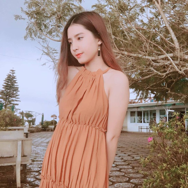 Cuộc sống của nữ chính trong loạt MV làm nên tên tuổi Jack, K-ICM - Hình 7 Cuoc song cua nu chinh trong loat MV lam nen ten tuoi Jack, K-ICM-Hinh-7