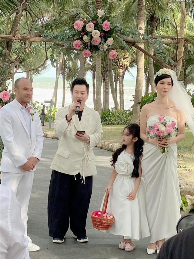 Xuân Lan khó chịu khi danh xưng 'cha dượng', 'mẹ kế' bị mỉa mai - Hình 4 Xuan Lan kho chiu khi danh xung 'cha duong', 'me ke' bi mia mai-Hinh-4