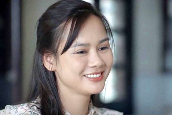 Điều ít biết về đại úy đóng mẹ Khả Ngân trong "11 tháng 5 ngày" - Hình 3 Dieu it biet ve dai uy dong me Kha Ngan trong