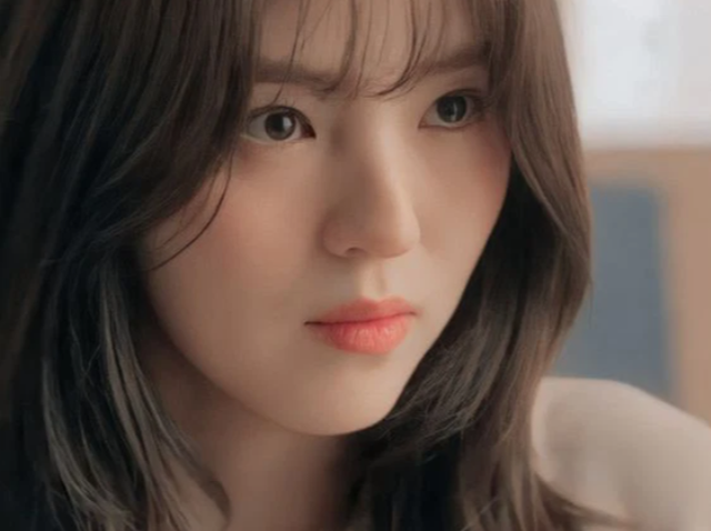 Tôi vừa cho em trai chiếc tủ cũ, vợ đã hốt hoảng chạy qua đòi lại Toi vua cho em trai chiec tu cu, vo da hot hoang chay qua doi lai