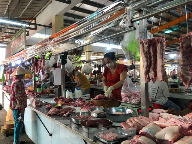 "Bỏng tay" với giá rau củ tăng dựng đứng gấp 2-3 lần - Hình 3 "Bỏng tay" với giá rau củ tăng dựng đứng gấp 2-3 lần ảnh 3