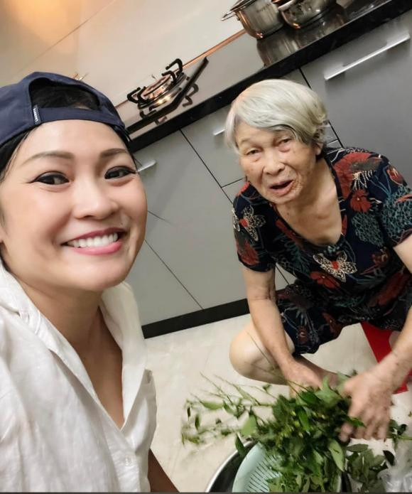 Phương Thanh sang Mỹ sau 10 năm, hào hứng khoe ảnh hội ngộ Đan Trường - Hình 3 Phuong Thanh sang My sau 10 nam, hao hung khoe anh hoi ngo Dan Truong-Hinh-3