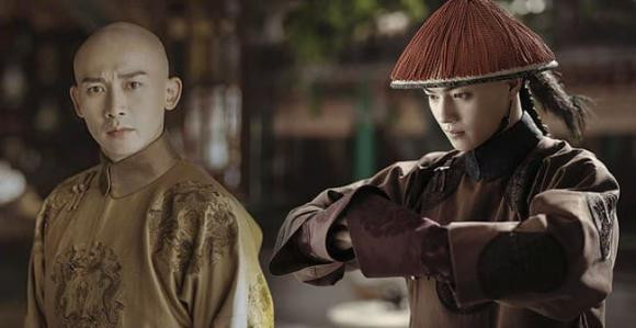 Khi yết kiến vua, vì sao các quan đại thần thường phất hai ống tay áo? Khi yet kien vua, vi sao cac quan dai than thuong phat hai ong tay ao?
