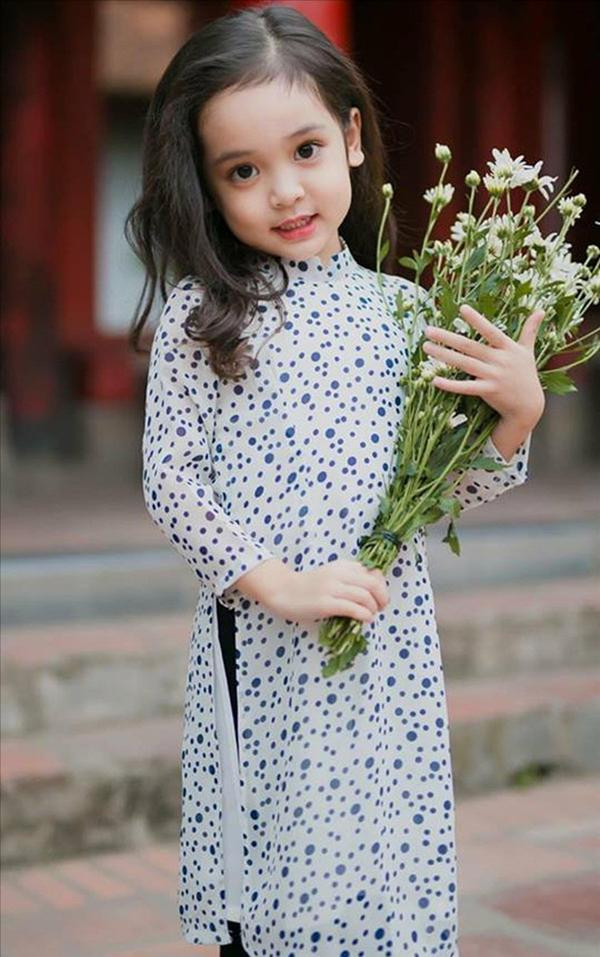 4 sao nhí phim Việt diễn xuất khiến khán giả rơi nước mắt - Hình 7 4 sao nhi phim Viet dien xuat khien khan gia roi nuoc mat-Hinh-7