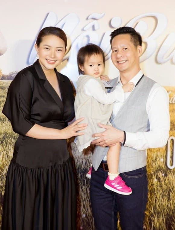 Phan Như Thảo khoe làn da căng bóng, liên tục lấy lại vóc dáng xinh đẹp Phan Nhu Thao khoe lan da cang bong, lien tuc lay lai voc dang xinh dep