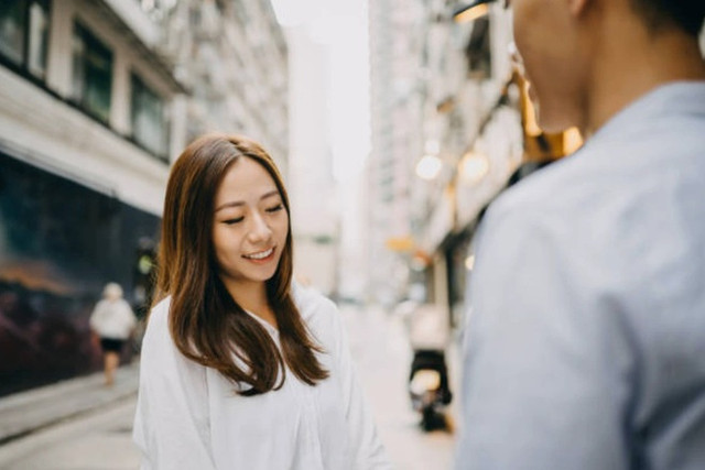 Gặp lại tình cũ, tôi hối hận khi thấy cuộc sống của anh hiện giờ Gap lai tinh cu, toi hoi han khi thay cuoc song cua anh hien gio