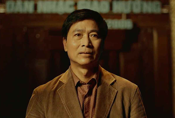 Quốc Tuấn: “Má và xương quai xanh của tôi rất đau vì chơi violin“ Quoc Tuan: “Ma va xuong quai xanh cua toi rat dau vi choi violin“