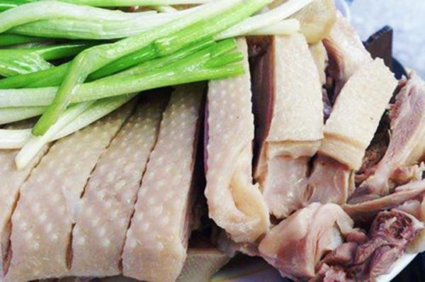 Luộc gà vịt tuyệt đối không thả loại gia vị này kẻo hỏng cả món ngon - Hình 2 Luoc ga vit tuyet doi khong tha loai gia vi nay keo hong ca mon ngon-Hinh-2