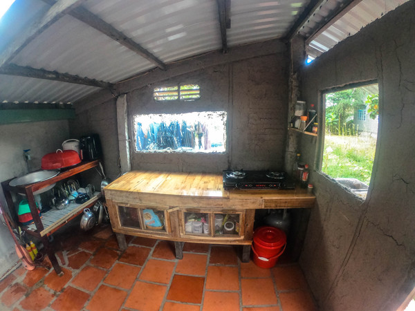 Vợ chồng 9x làm nhà đất đẹp vạn người mê, chi phí chỉ 50 triệu - Hình 4 Vo chong 9x lam nha dat dep van nguoi me, chi phi chi 50 trieu-Hinh-4