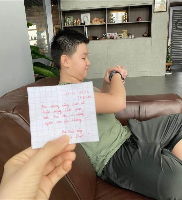Phản ứng chồng trẻ Lê Phương khi con riêng của vợ bướng - Hình 3 Phan ung chong tre Le Phuong khi con rieng cua vo buong-Hinh-3