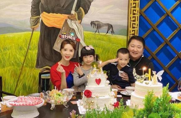 Kim Xảo Xảo gây sốt với nhan sắc "lão hóa ngược" ở tuổi U50 - Hình 5 Kim Xao Xao gay sot voi nhan sac