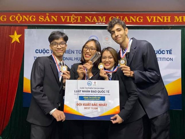 Rufino Aybar: Chân dung học bá của khoa Luật Học viện Ngoại giao - Hình 3 Rufino Aybar: Chan dung hoc ba cua khoa Luat Hoc vien Ngoai giao-Hinh-3