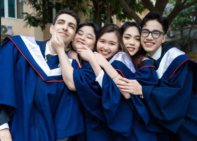 Rufino Aybar: Chân dung học bá của khoa Luật Học viện Ngoại giao - Hình 6 Rufino Aybar: Chan dung hoc ba cua khoa Luat Hoc vien Ngoai giao-Hinh-6