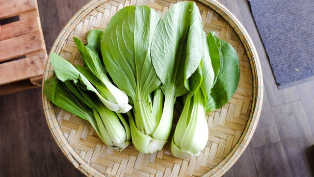 6 loại rau phụ nữ từ 40 nên ăn mỗi ngày: Càng ăn càng trẻ khỏe - Hình 5 6 loai rau phu nu tu 40 nen an moi ngay: Cang an cang tre khoe-Hinh-5