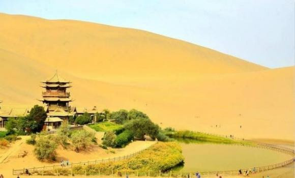 Tại sao cát ở sa mạc không thể dùng để xây nhà? Tai sao cat o sa mac khong the dung de xay nha?