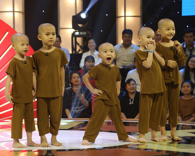 Cuộc sống 5 "chú tiểu" ở Tịnh thất Bồng Lai giờ ra sao? Cuoc song 5