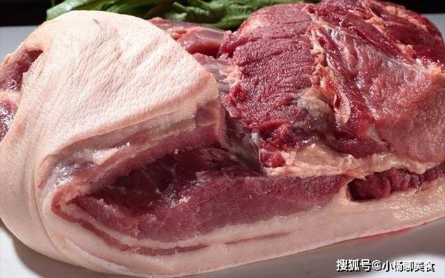 Mẹo phân biệt thịt "lợn nhà" và thịt lợn công nghiệp Meo phan biet thit