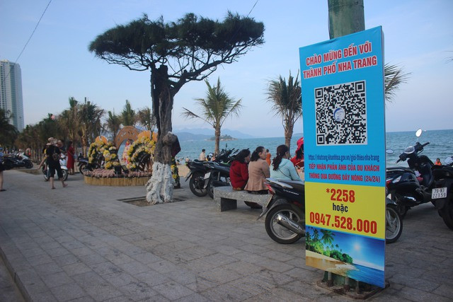 Khách du lịch nườm nượp đổ về Nha Trang ngày nghỉ lễ - Hình 4 Khach du lich nuom nuop do ve Nha Trang ngay nghi le-Hinh-4