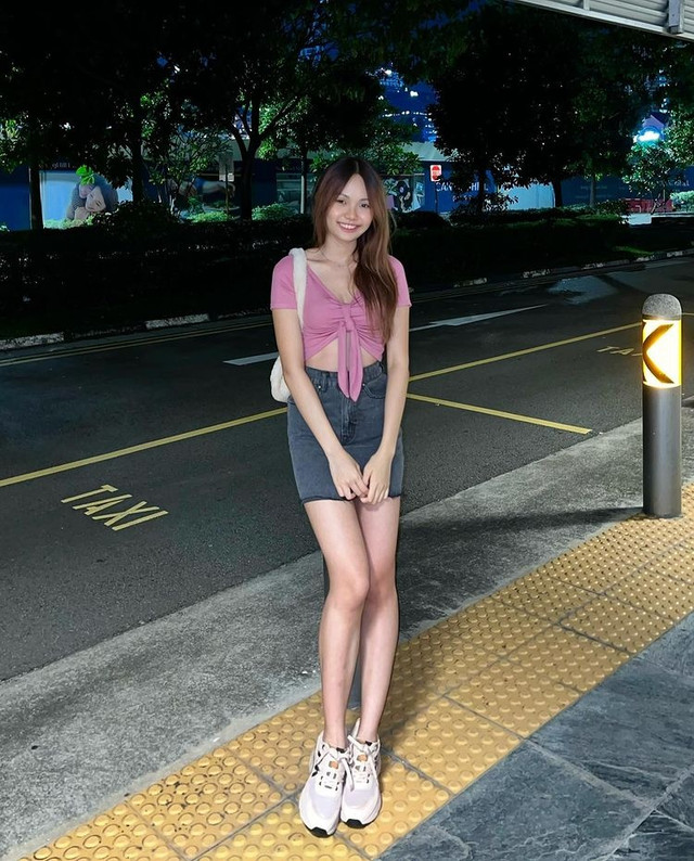 Kẻ chuyên sửa ảnh các cô gái bị còng tay, bịt miệng ở Singapore - Hình 2 Ke chuyen sua anh cac co gai bi cong tay, bit mieng o Singapore-Hinh-2