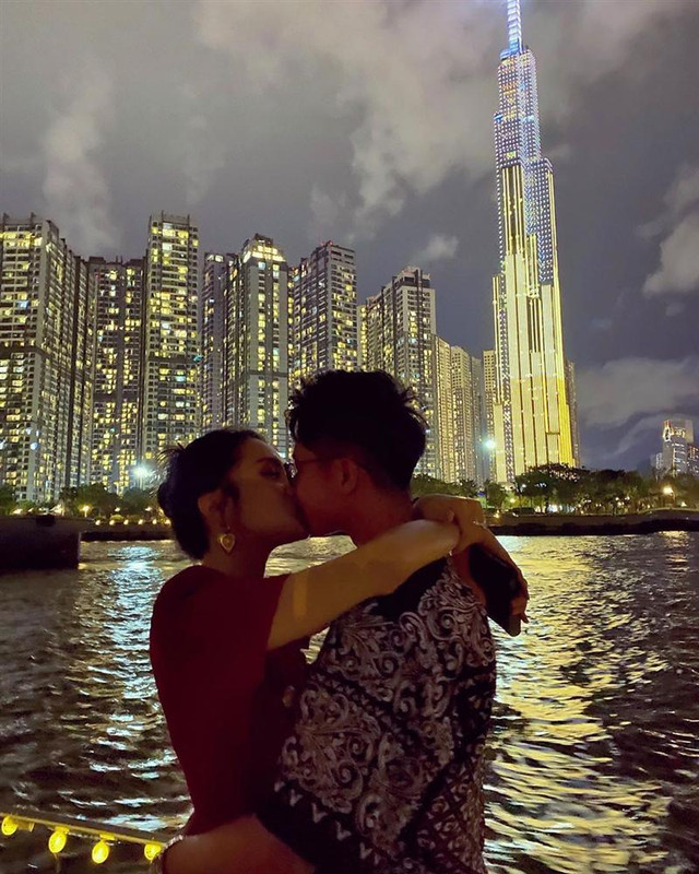 Say rượu, Hương Giang xin 1 ngày không làm hoa hậu - Hình 8 Say ruou, Huong Giang xin 1 ngay khong lam hoa hau-Hinh-8