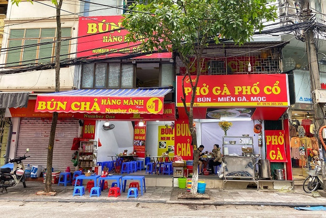Chóng mặt với ma trận hàng quán chính hiệu ở Hà Nội - Hình 3 Chong mat voi ma tran hang quan chinh hieu o Ha Noi-Hinh-3