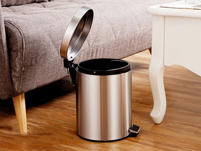 Tránh để thùng rác sai vị trí kẻo phạm đại kỵ - Hình 2 Tranh de thung rac sai vi tri keo pham dai ky-Hinh-2
