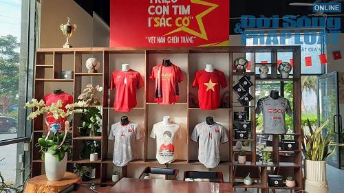 Quán cà phê từng được Bùi Tiến Dũng rót vốn giờ ra sao? - Hình 4 Quan ca phe tung duoc Bui Tien Dung rot von gio ra sao?-Hinh-4