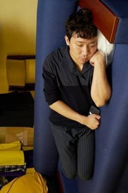 Hari Won tiết lộ Trấn Thành ngủ cũng nói mớ về công việc - Hình 2 Hari Won tiet lo Tran Thanh ngu cung noi mo ve cong viec-Hinh-2