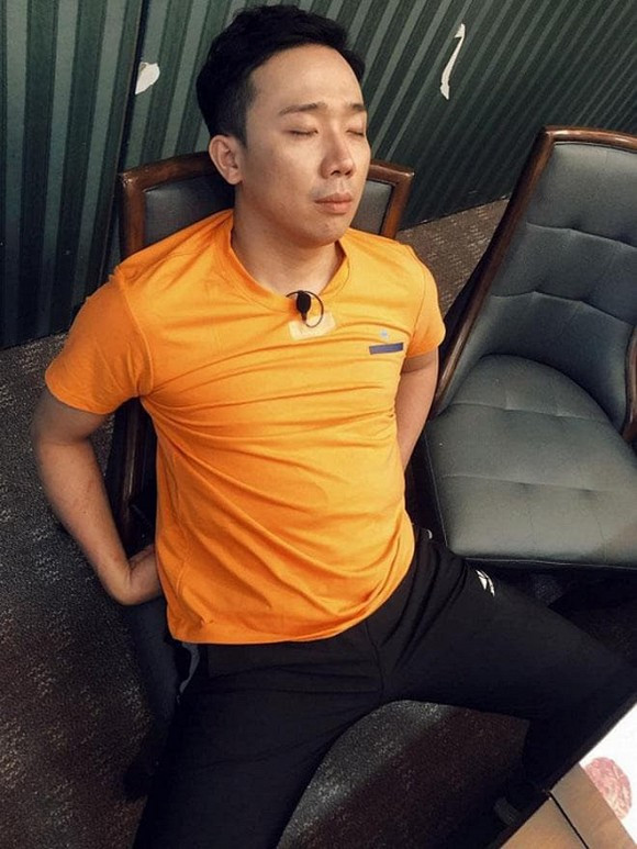 Hari Won tiết lộ Trấn Thành ngủ cũng nói mớ về công việc - Hình 3 Hari Won tiet lo Tran Thanh ngu cung noi mo ve cong viec-Hinh-3