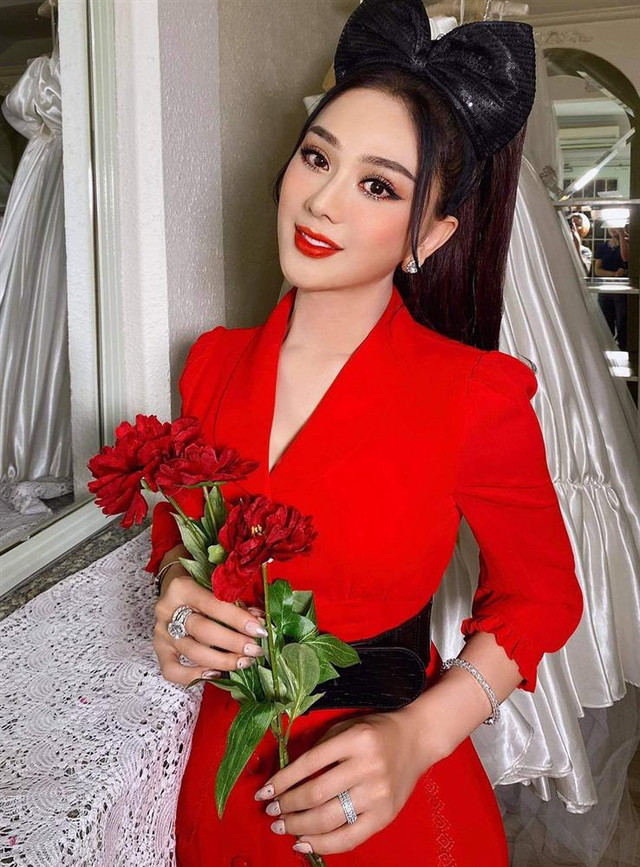 Hương Giang xin lỗi Lâm Khánh Chi sau ồn ào 'chị Khanh' - Hình 3 Huong Giang xin loi Lam Khanh Chi sau on ao 'chi Khanh'-Hinh-3