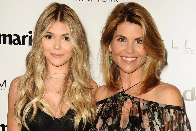 Rich kid Olivia Jade Giannulli nói về việc bố mẹ ngồi tù vì chạy trường - Hình 2 Rich kid Olivia Jade Giannulli noi ve viec bo me ngoi tu vi chay truong-Hinh-2
