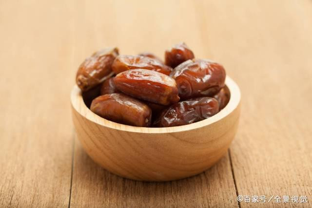 Trong 3 bữa cơm hàng ngày nhà giàu Dubai ăn gì? - Hình 6 Trong 3 bua com hang ngay nha giau Dubai an gi?-Hinh-6