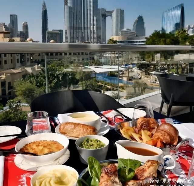 Trong 3 bữa cơm hàng ngày nhà giàu Dubai ăn gì? - Hình 2 Trong 3 bua com hang ngay nha giau Dubai an gi?-Hinh-2