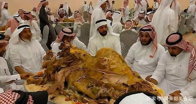 Trong 3 bữa cơm hàng ngày nhà giàu Dubai ăn gì? - Hình 7 Trong 3 bua com hang ngay nha giau Dubai an gi?-Hinh-7