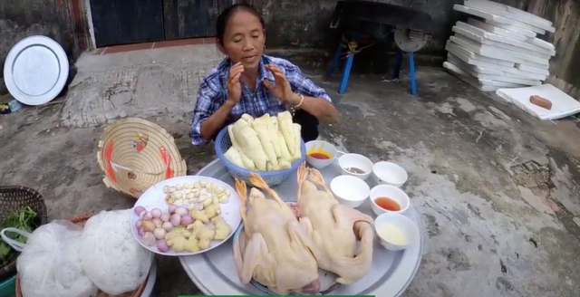 Bà Tân Vlog nấu nồi bún măng vịt khổng lồ Ba Tan Vlog nau noi bun mang vit khong lo