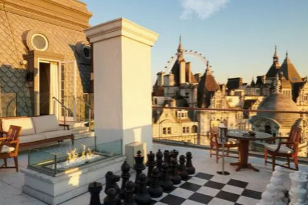 Khám phá căn penthouse mà Tom Cruise bỏ 10 tỷ mỗi tháng để thuê - Hình 2 Kham pha can penthouse ma Tom Cruise bo 10 ty moi thang de thue-Hinh-2