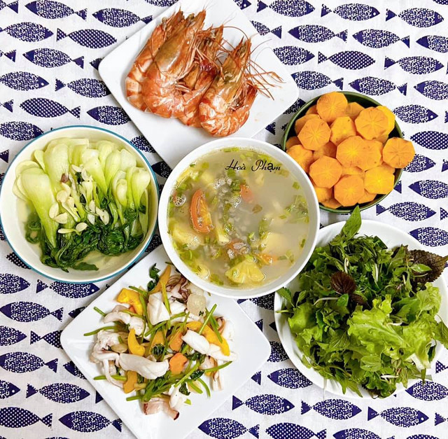 Loạt mâm cơm ngon mắt của vợ đảm Hà Nội - Hình 12 Loat mam com ngon mat cua vo dam Ha Noi-Hinh-12