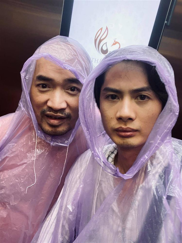 Phản ứng của Huỳnh Phương khi bị Tiến Luật tố chôm kính hiệu - Hình 6 Phan ung cua Huynh Phuong khi bi Tien Luat to chom kinh hieu-Hinh-6