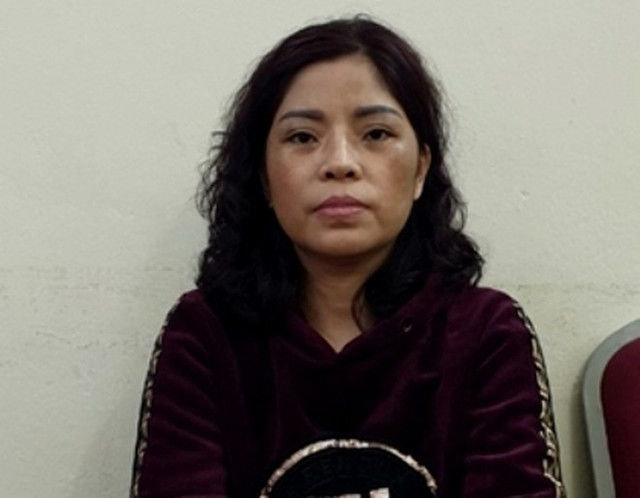 Bóng dáng bà trùm trăm tỷ ẩn sau hotgirl xinh đẹp bán bánh cuốn - Hình 5 Bong dang ba trum tram ty an sau hotgirl xinh dep ban banh cuon-Hinh-5