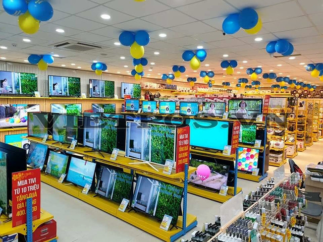 Siêu thị điện máy đồng loạt phá giá mùa Tết - Hình 2 Sieu thi dien may dong loat pha gia mua Tet-Hinh-2